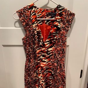 French Connection Fitted sheath dress ❤️🖤🔥